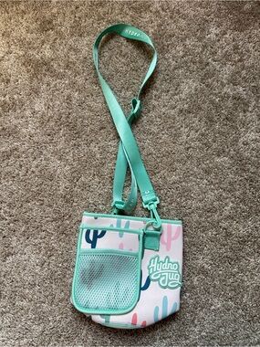 HydroJug Kids Mint Cactus Crossbody Bottle Holder